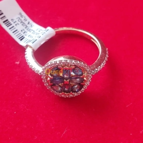 Bague en or jaune 18k avec diamants et safir jamais porté | Tipaza - Algérie | Dir L’affaire