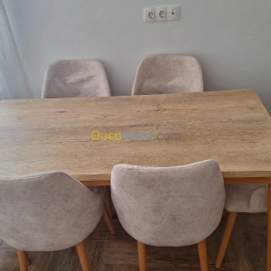 Table à manger | Alger - Algérie | Dir L’affaire