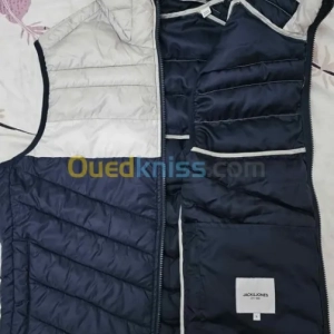 Gilet jack and jones original taille L | Jijel - Algérie | Dir L’affaire